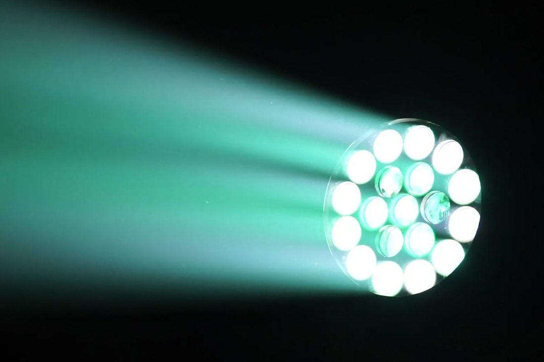 LED 染色灯 LED Wash 实拍图4